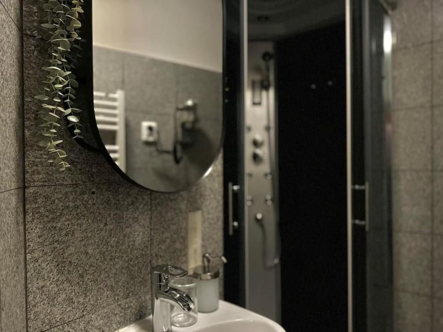 Cherry - Prague Apartment Екстер'єр фото